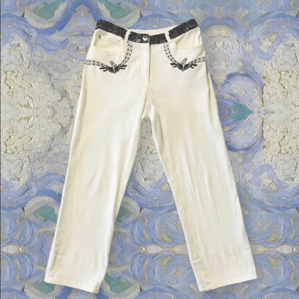 Christine Phillipe Jeans size 2 Stretch Embroidered with pockets women’s casual